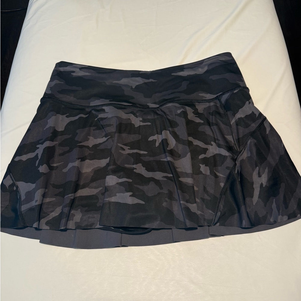 Athleta Camo skort
